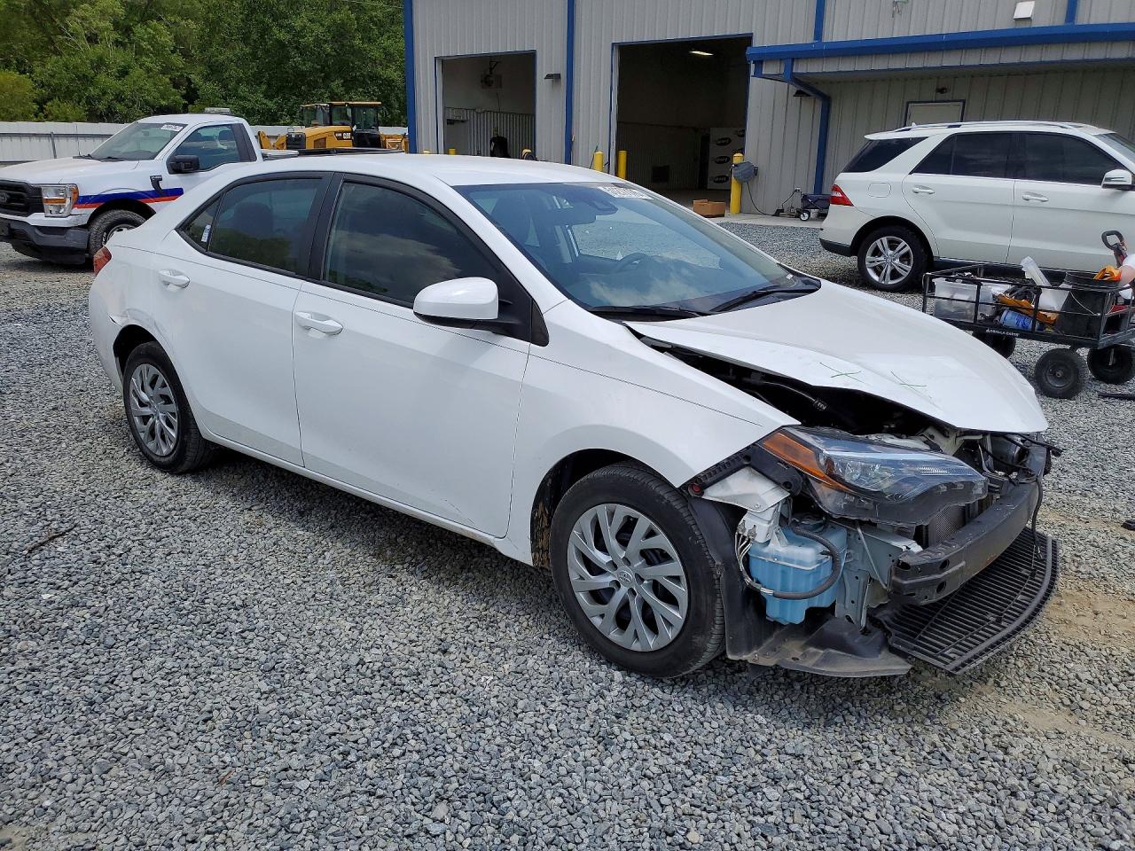2019 TOYOTA COROLLA LE photo 7