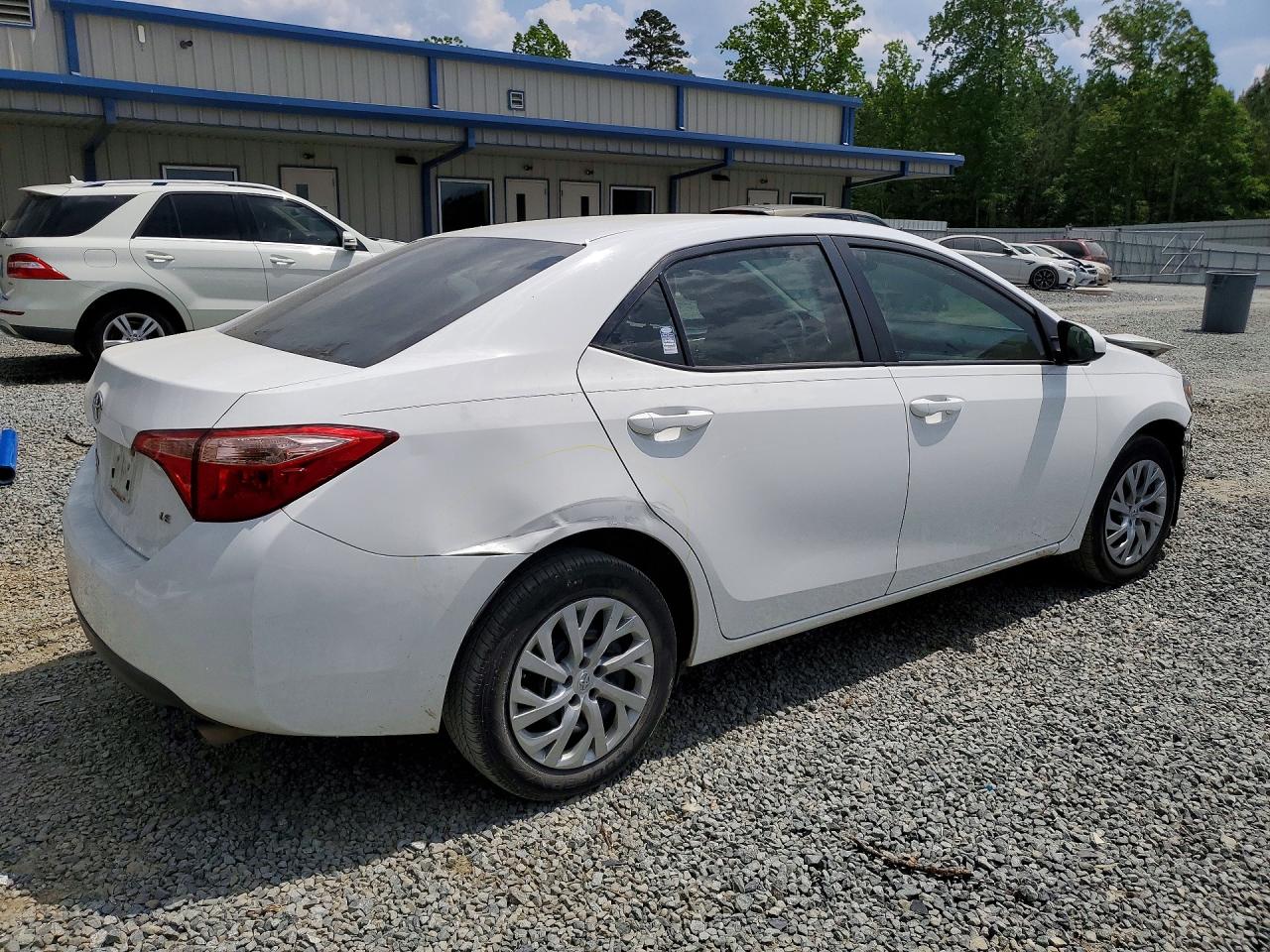 2019 TOYOTA COROLLA LE photo 5