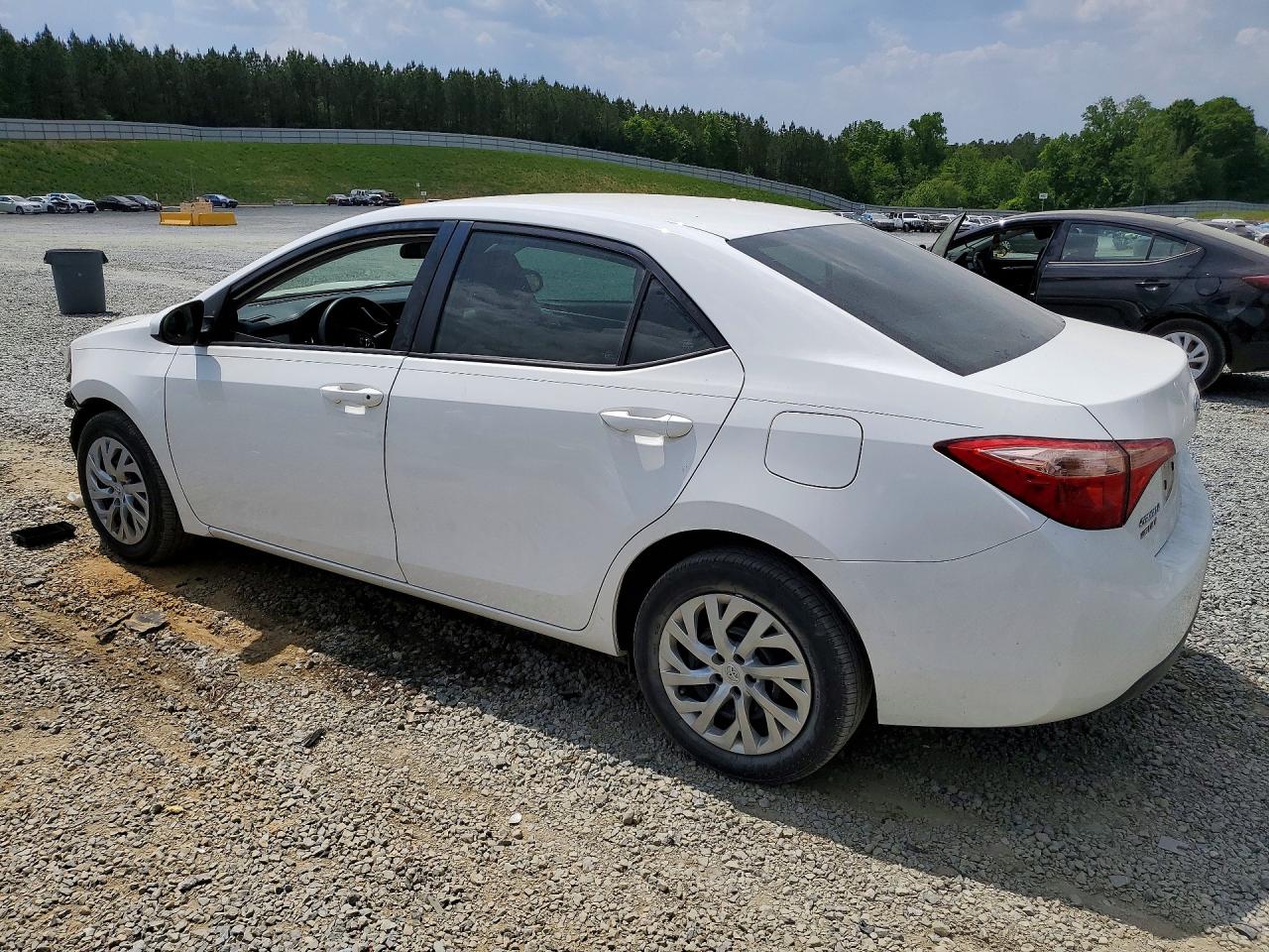 2019 TOYOTA COROLLA LE photo 3