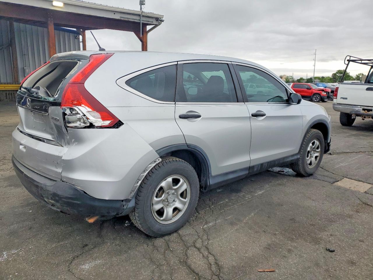 2013 HONDA CR-V LX photo 3