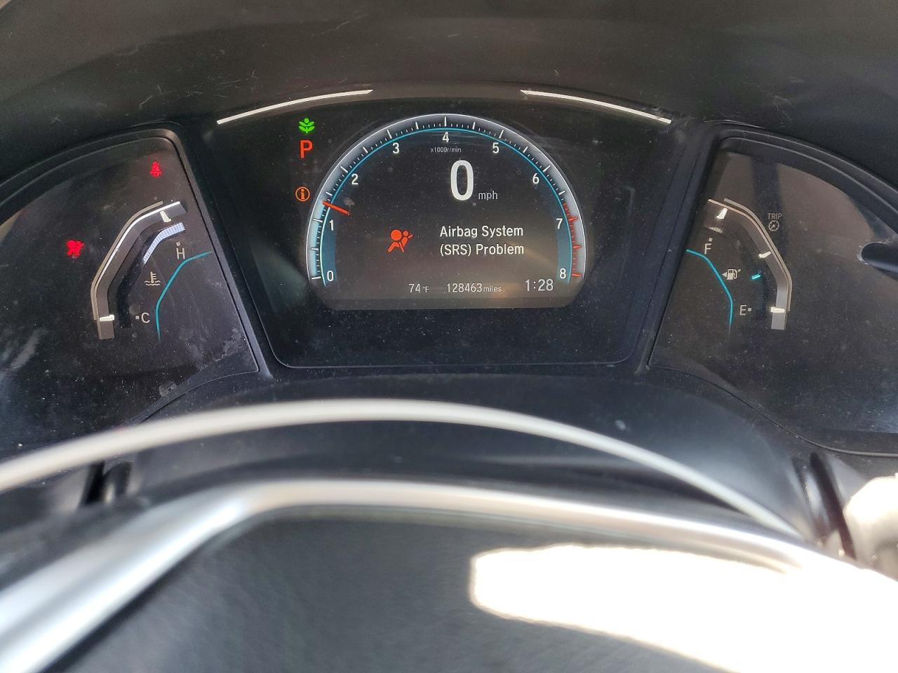 2020 HONDA CIVIC LX photo 17