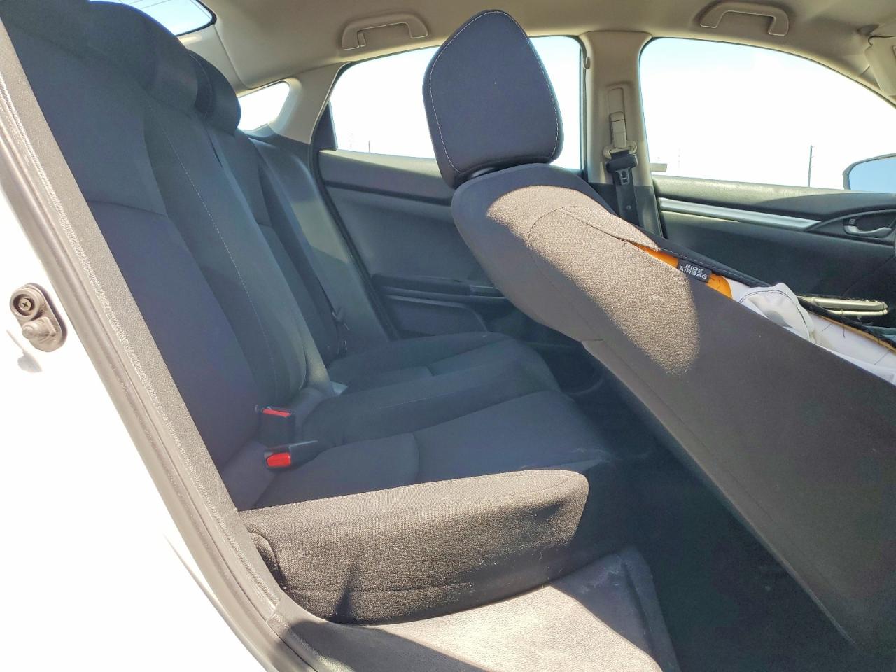 2020 HONDA CIVIC LX photo 19