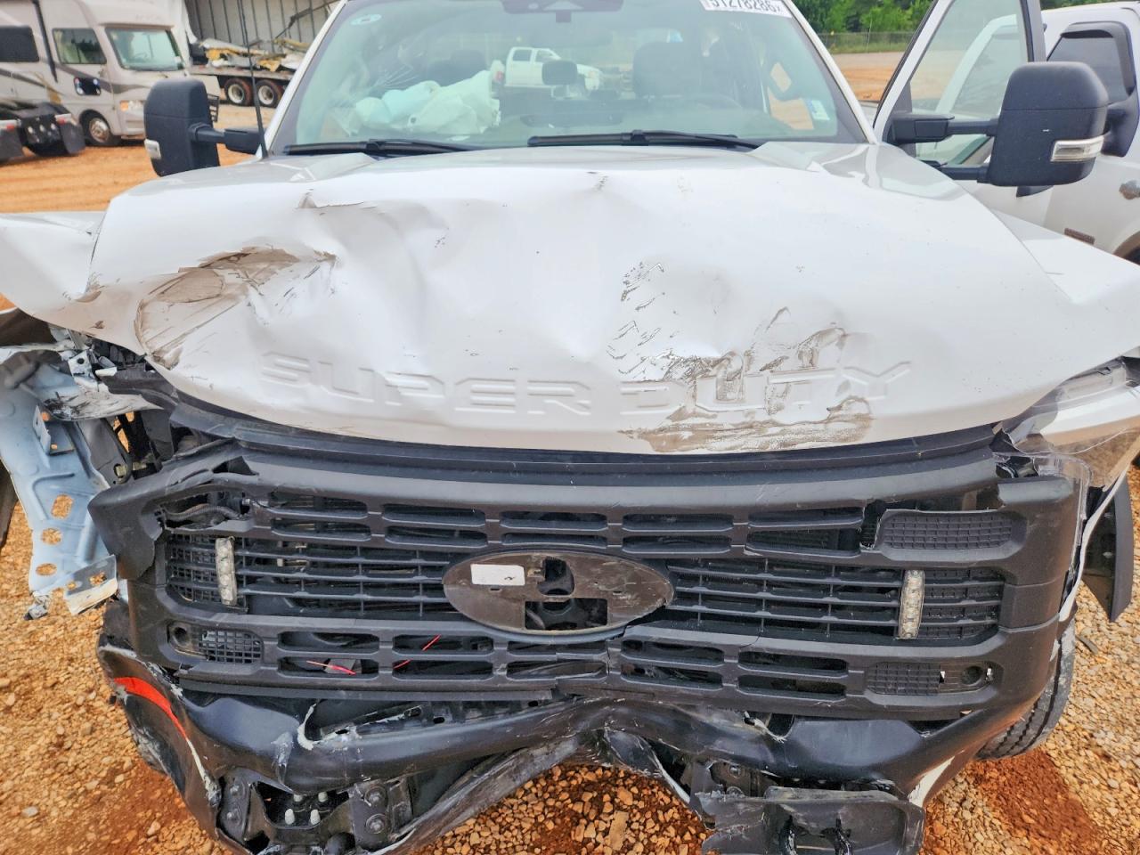 2024 FORD F550 SUPER DUTY photo 23