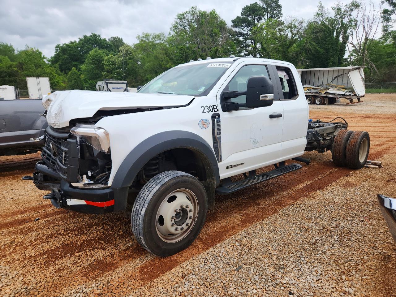 2024 FORD F550