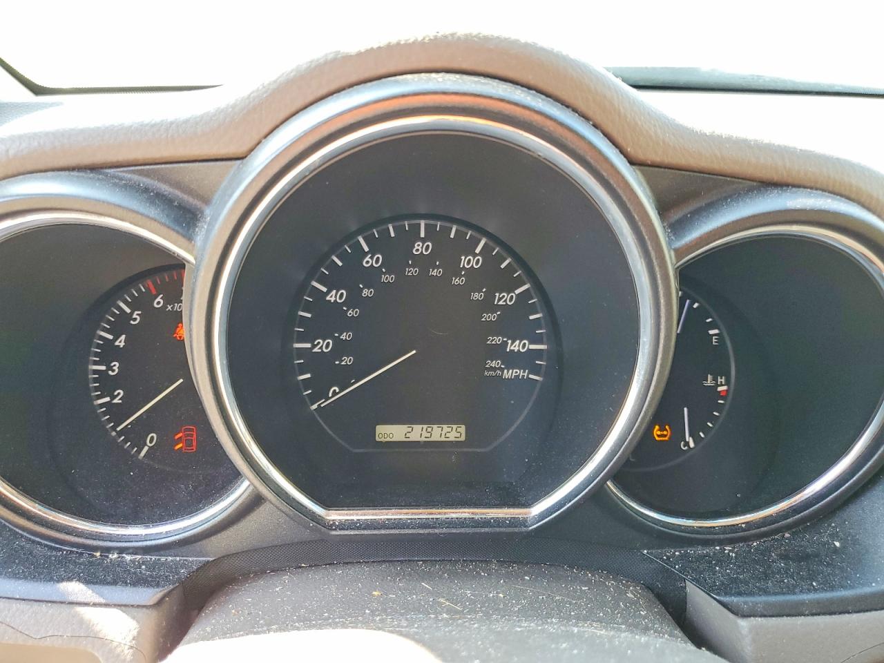 2005 LEXUS RX 330 photo 25