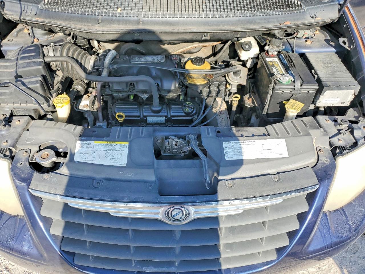 2006 CHRYSLER TOWN & COUNTRY LX photo 23