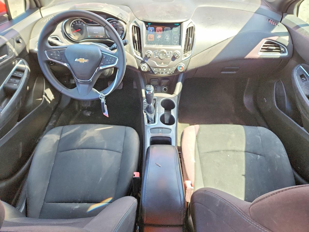 2017 CHEVROLET CRUZE LT photo 15