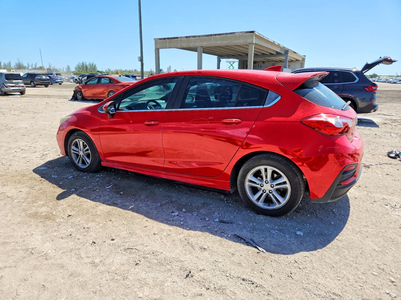 2017 CHEVROLET CRUZE LT photo 3