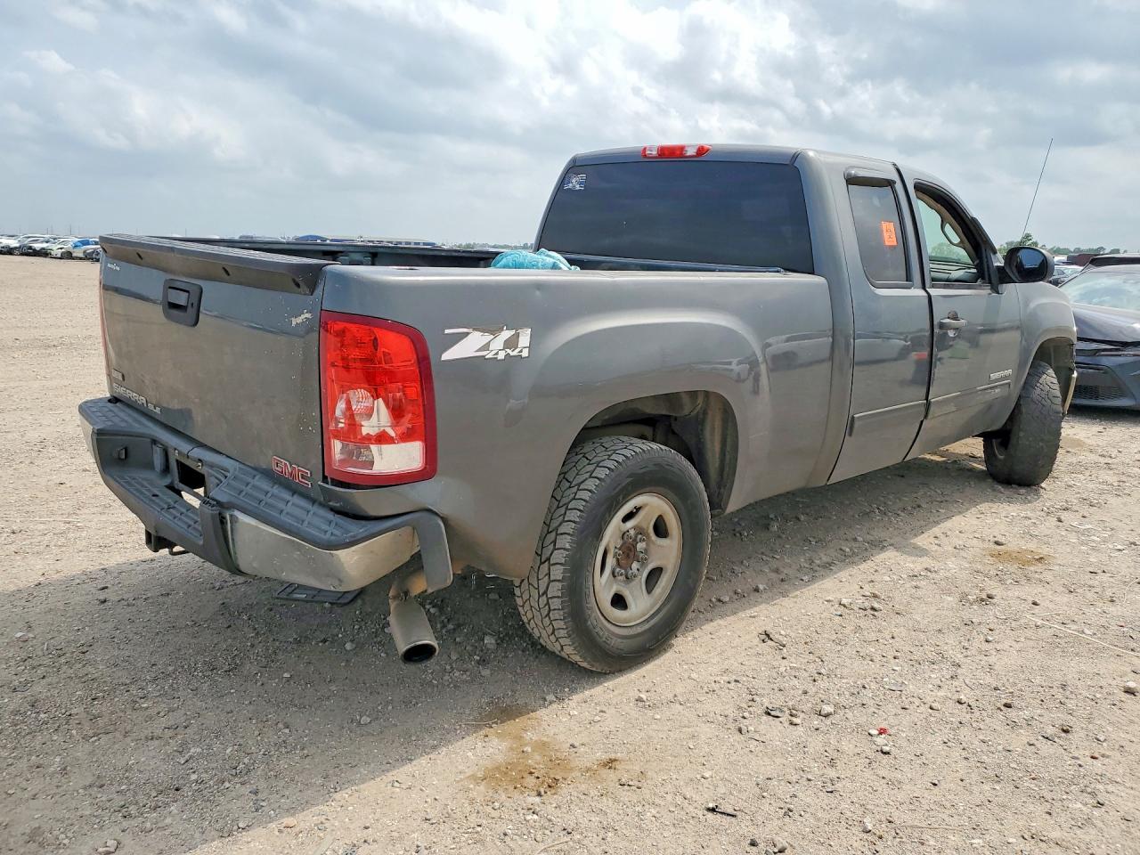 2011 GMC SIERRA K1500 SLE photo 7