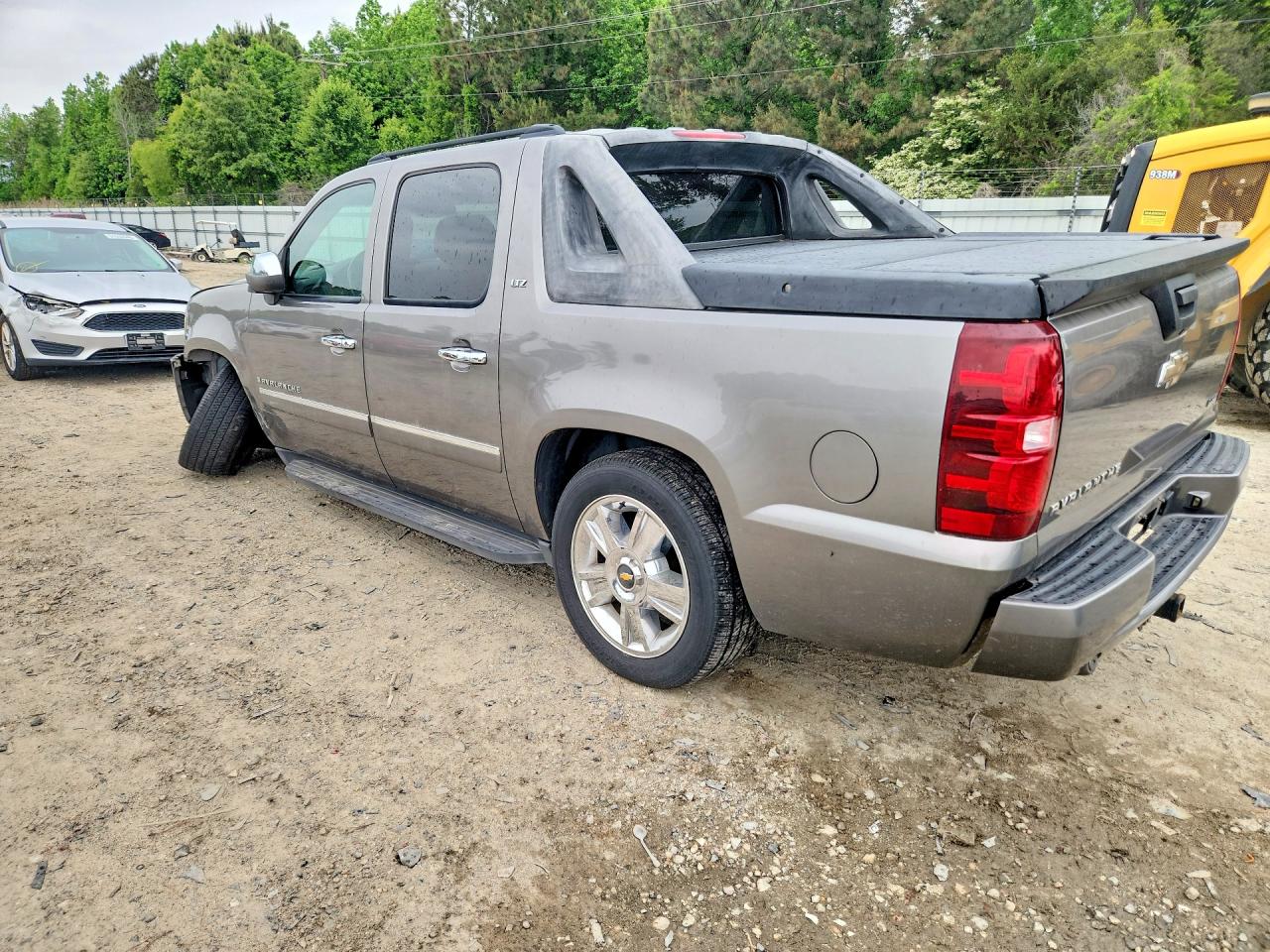 2009 CHEVROLET AVALANCHE K1500 LTZ photo 3