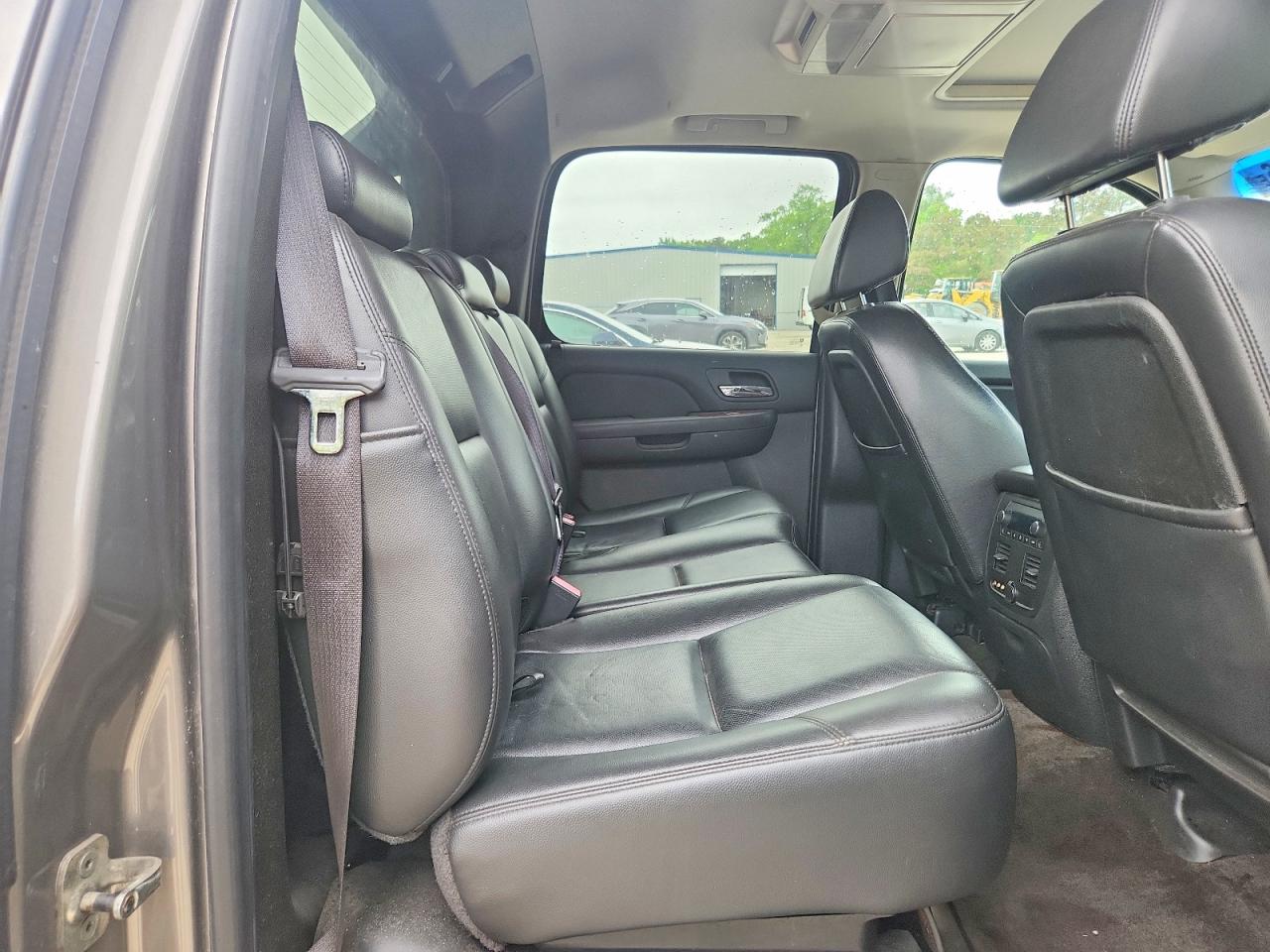 2009 CHEVROLET AVALANCHE K1500 LTZ photo 21