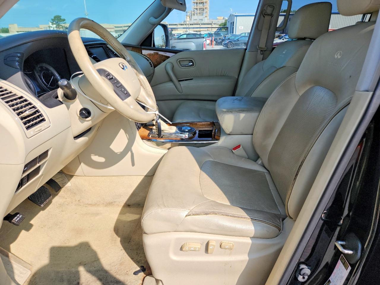 2013 INFINITI QX56 BASE photo 13