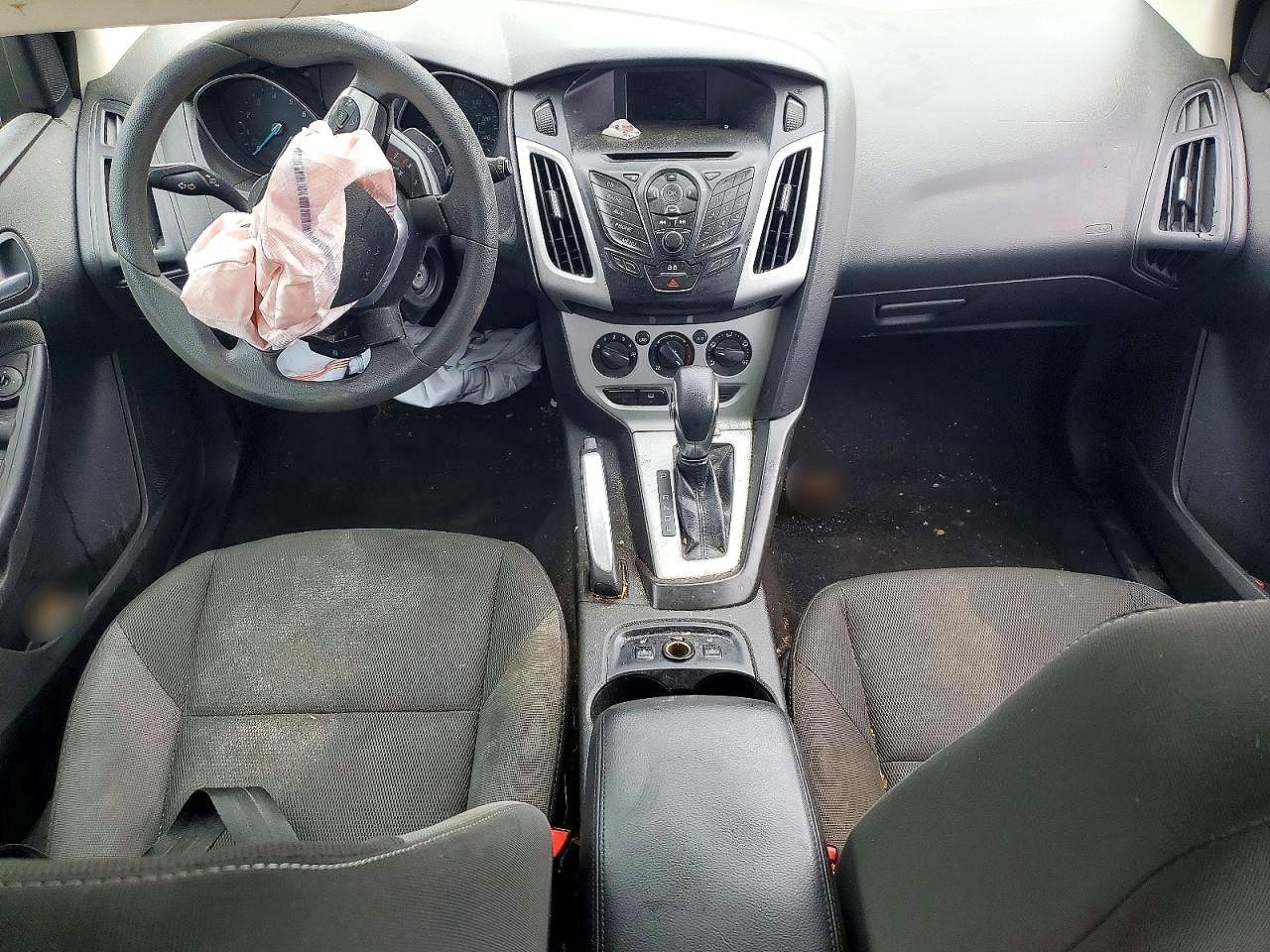 2013 FORD FOCUS SE photo 22