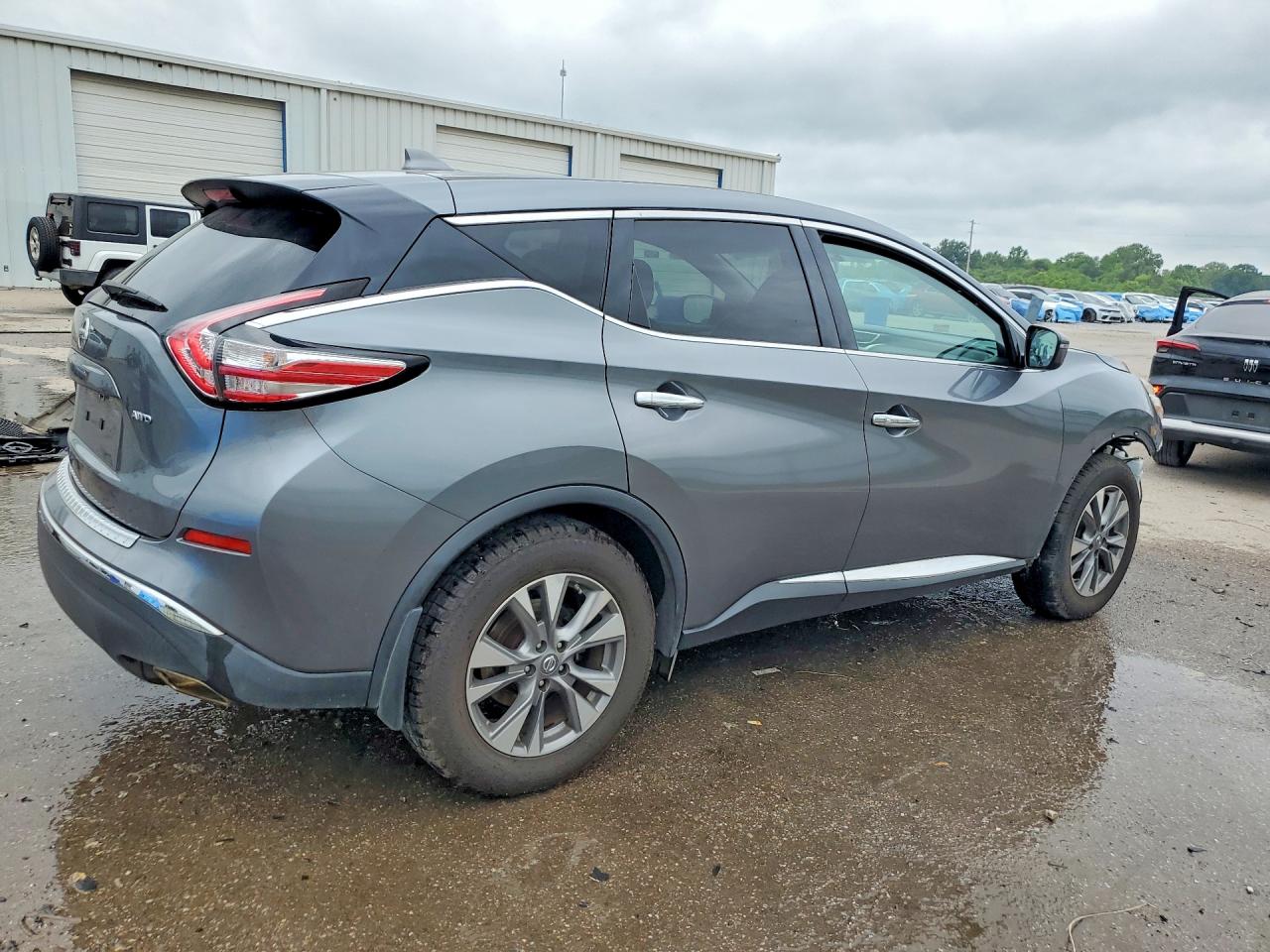 2018 NISSAN MURANO S photo 5