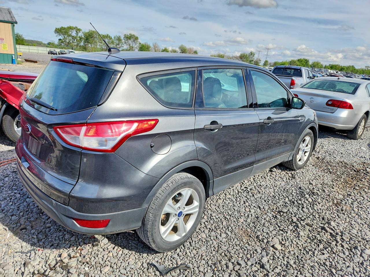 2015 FORD ESCAPE S photo 5