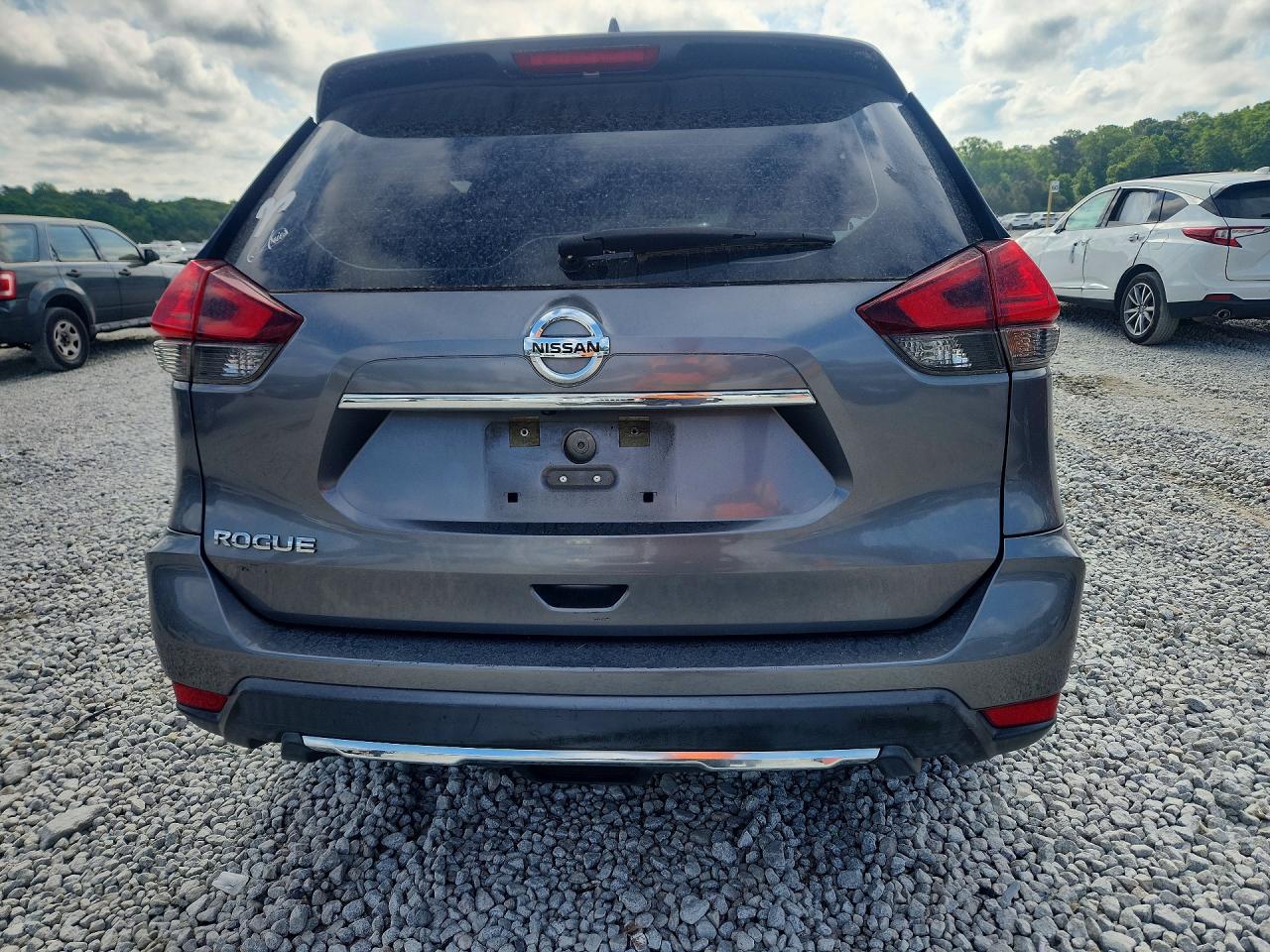 2017 NISSAN ROGUE S photo 16