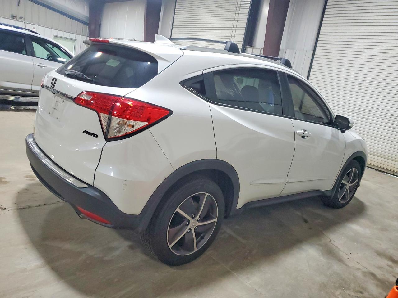 2021 HONDA HR-V EX photo 3