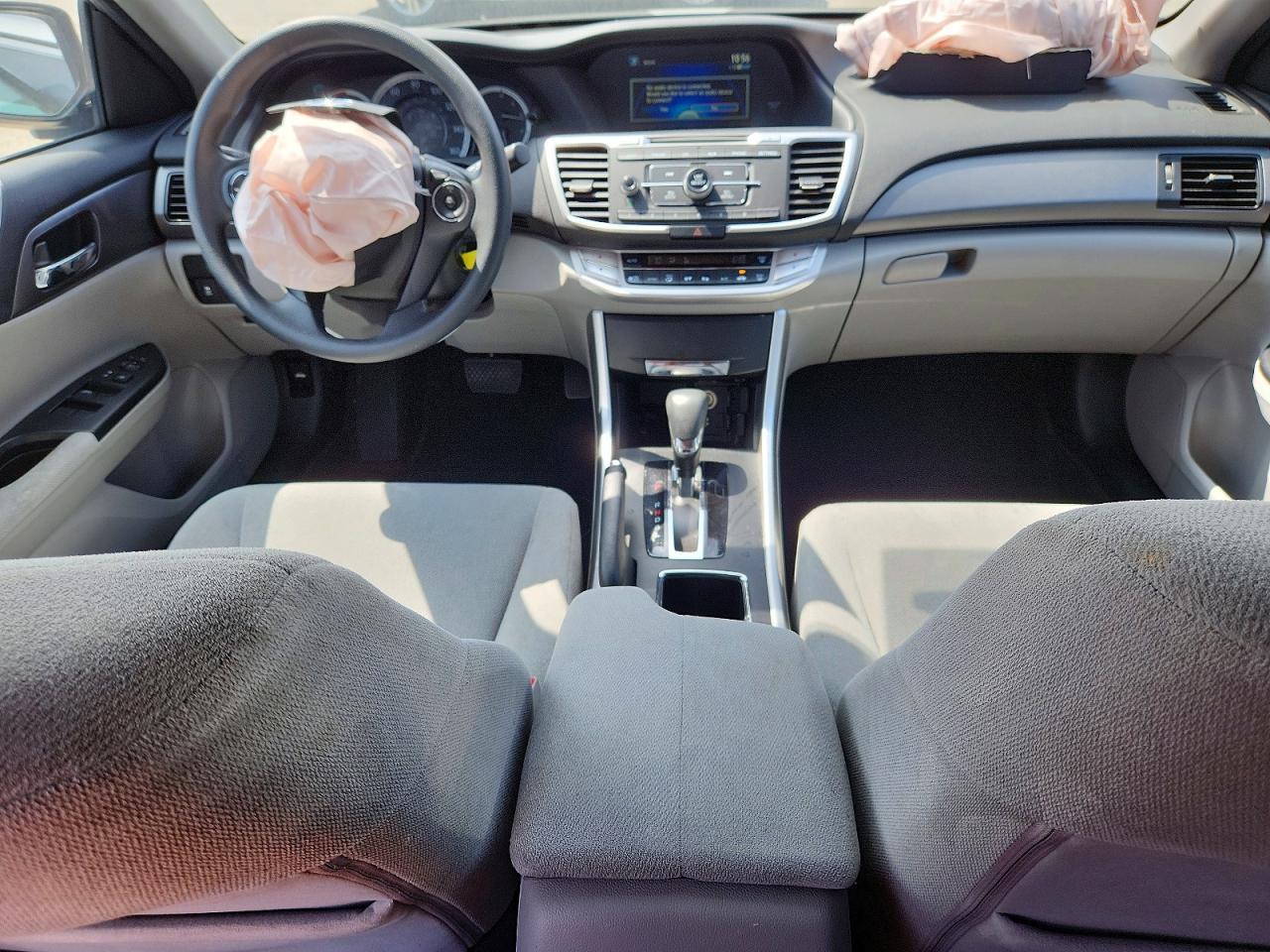 2013 HONDA ACCORD LX photo 15
