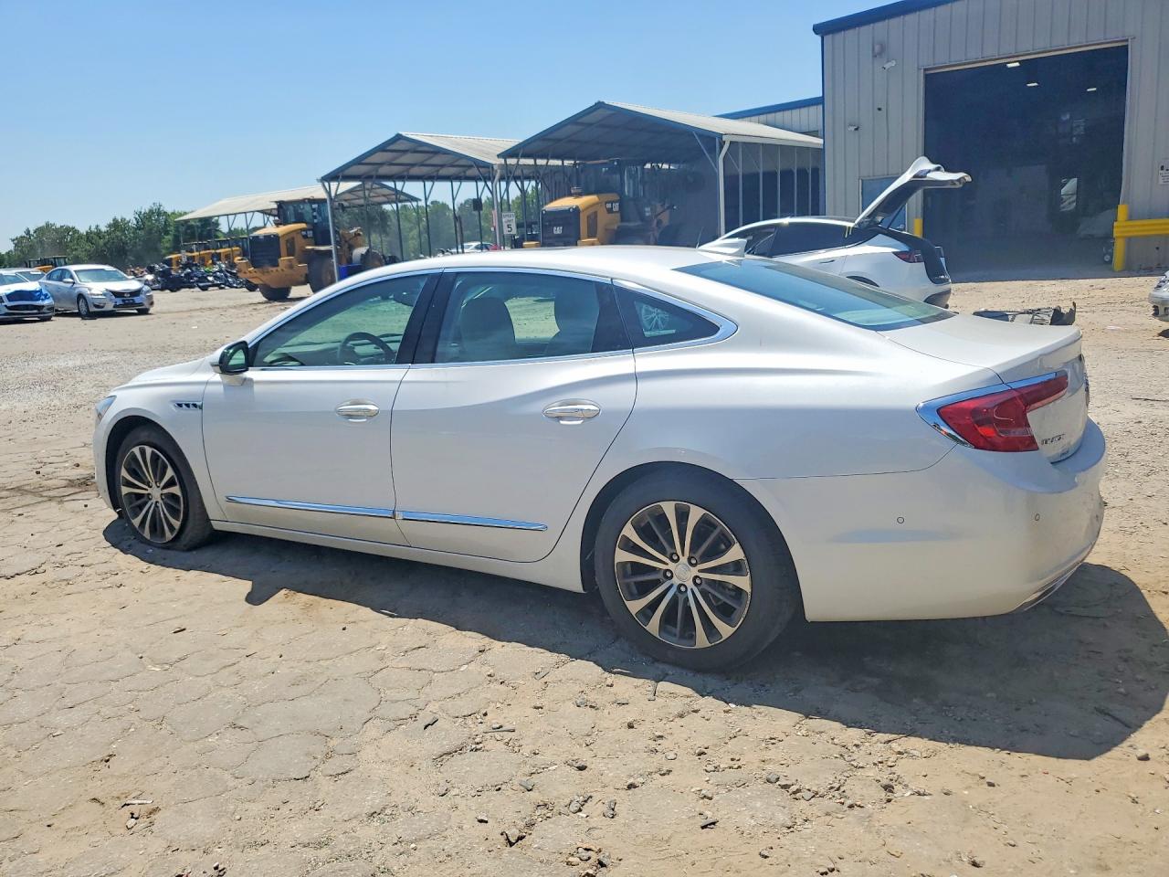 2017 BUICK LACROSSE PREMIUM photo 3