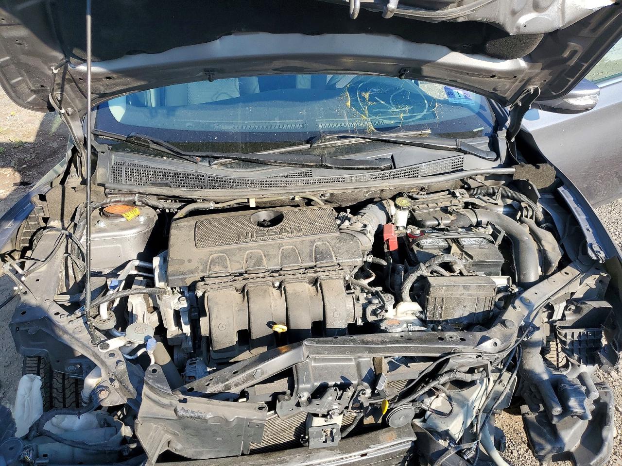 2019 NISSAN SENTRA SR photo 11