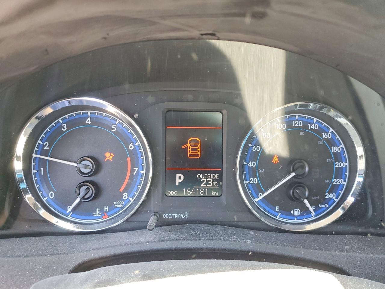 2018 TOYOTA COROLLA L photo 17
