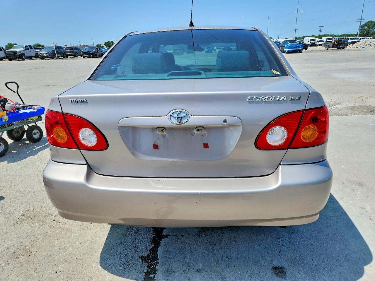 2003 TOYOTA COROLLA LE photo 11