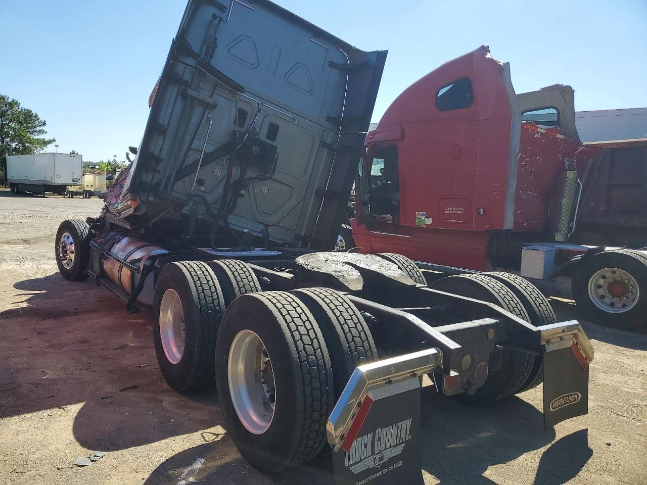 2016 FREIGHTLINER CASCADIA 125 photo 5
