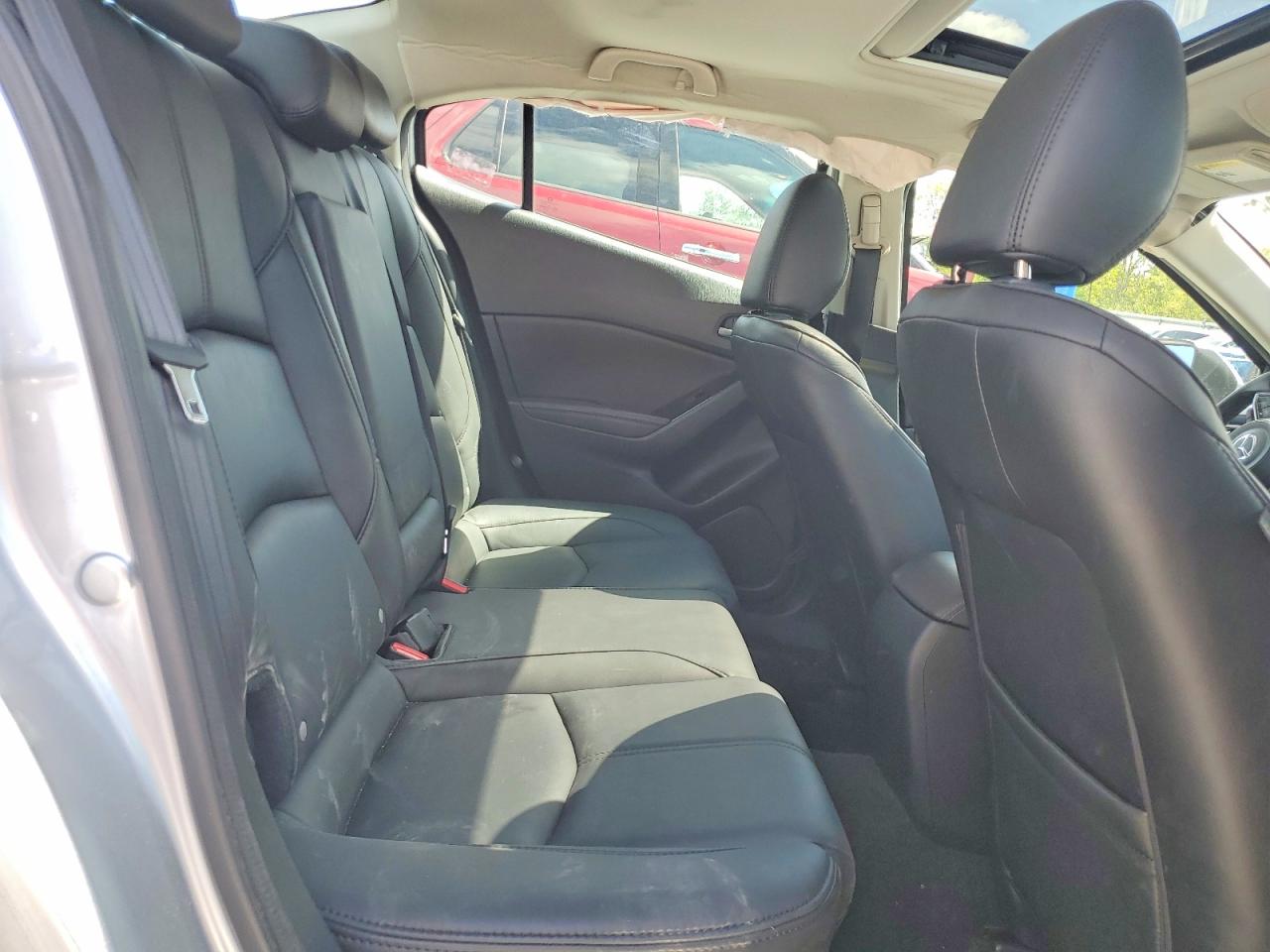 2018 MAZDA 3 TOURING photo 10