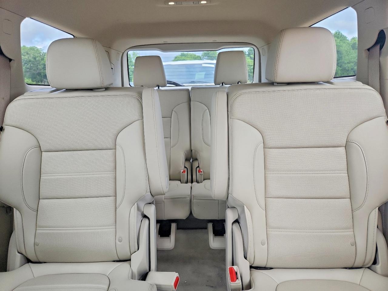 2023 GMC ACADIA DENALI photo 19