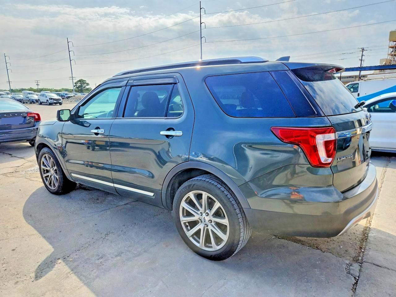 2016 FORD EXPLORER LIMITED photo 2