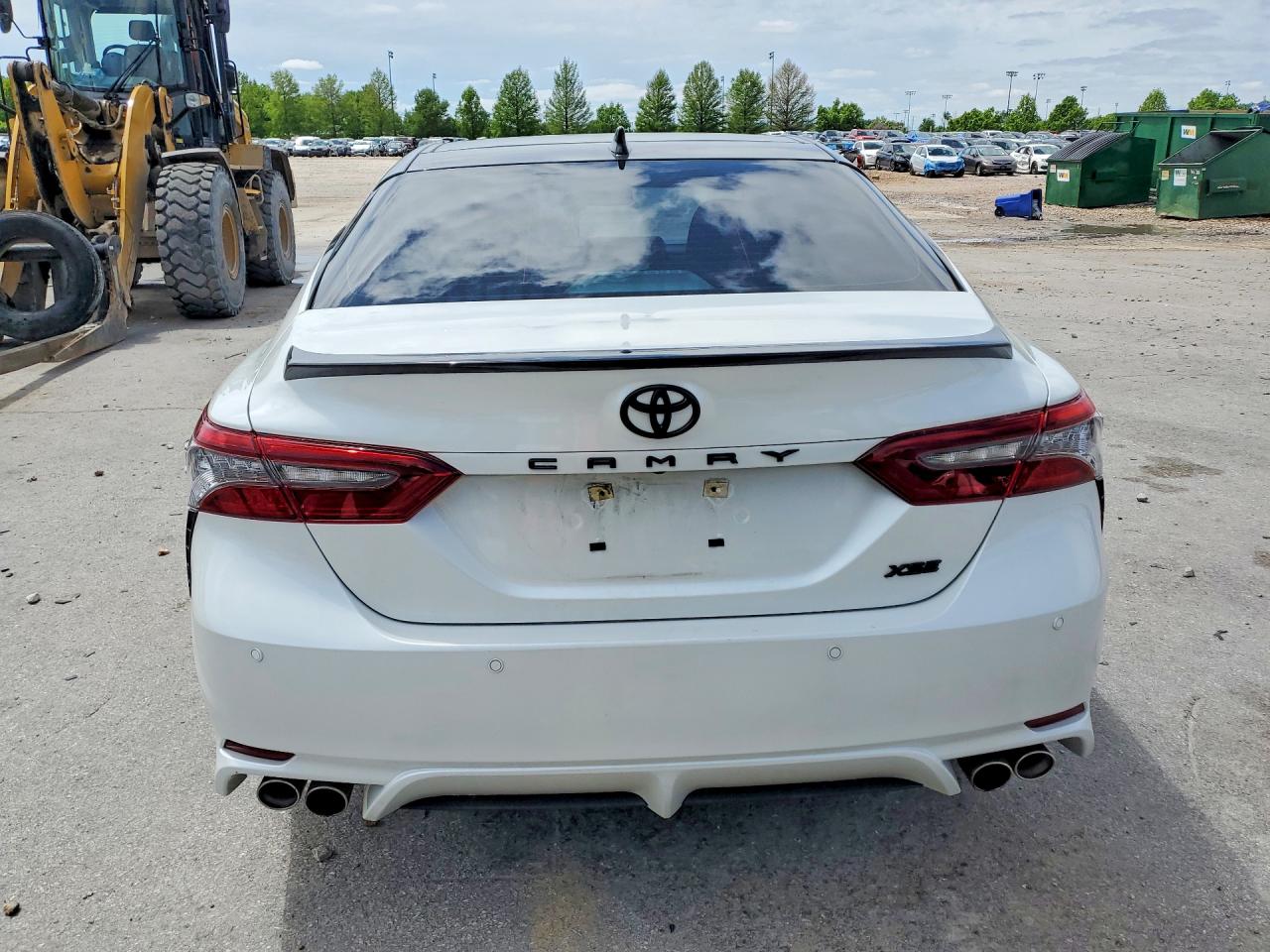 2021 TOYOTA CAMRY XSE V6 photo 6