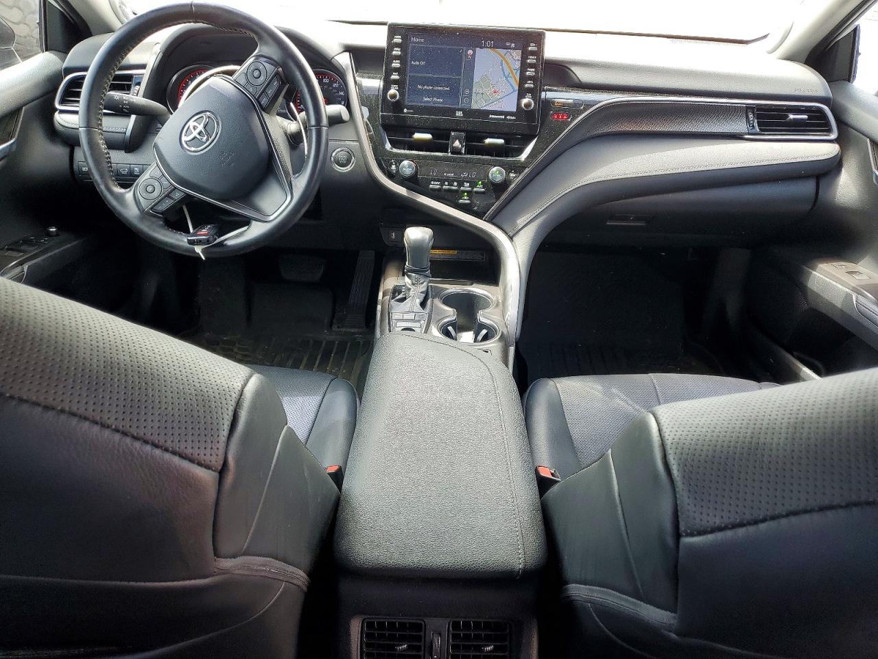 2021 TOYOTA CAMRY XSE V6 photo 8