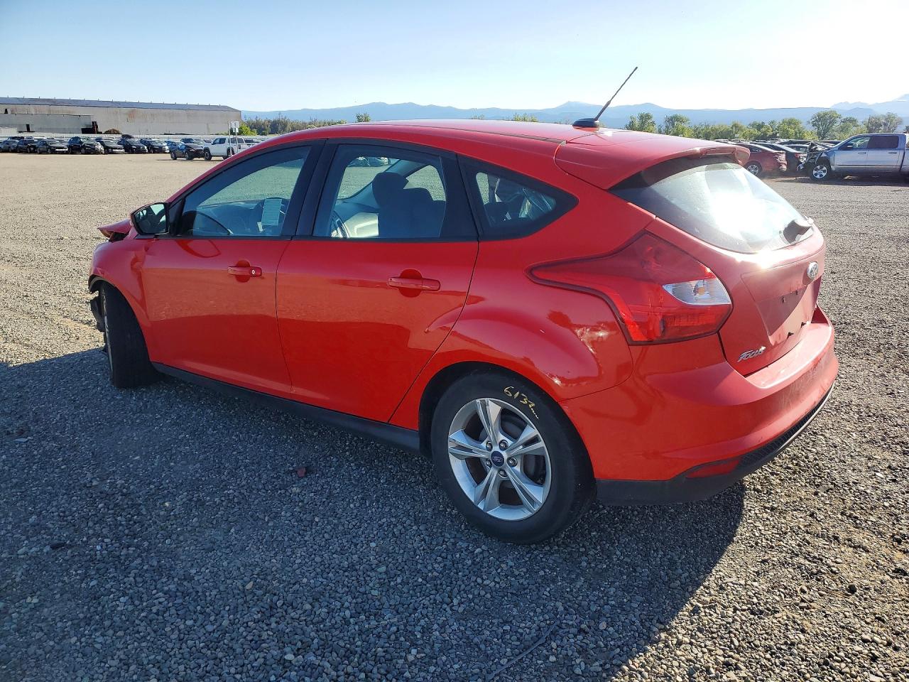 2013 FORD FOCUS SE photo 3