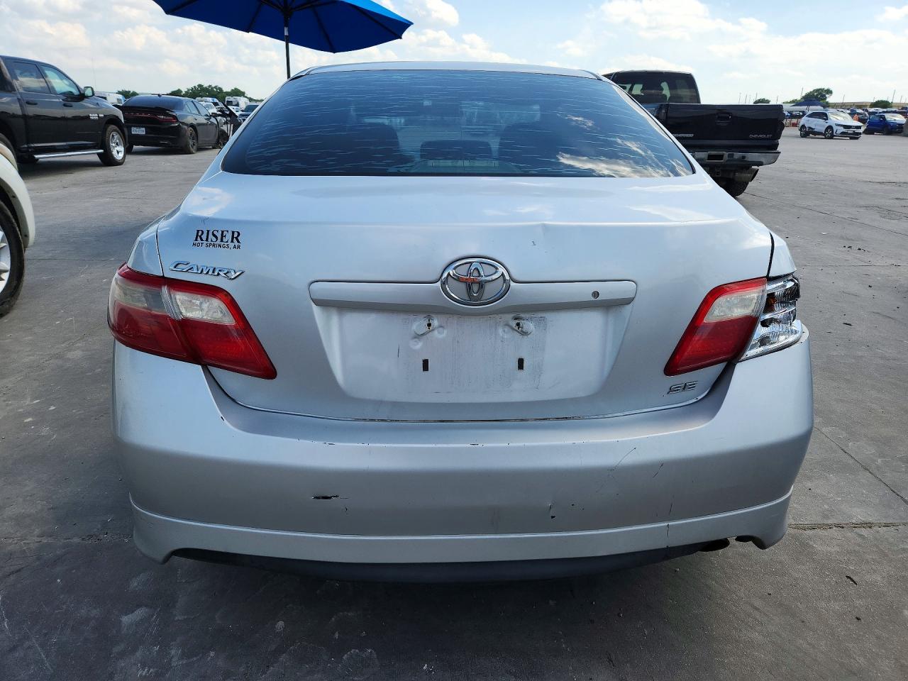 2009 TOYOTA CAMRY SE photo 11