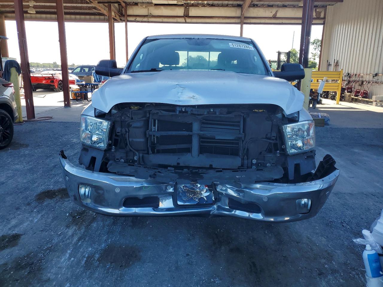 2016 RAM 1500 SLT photo 5