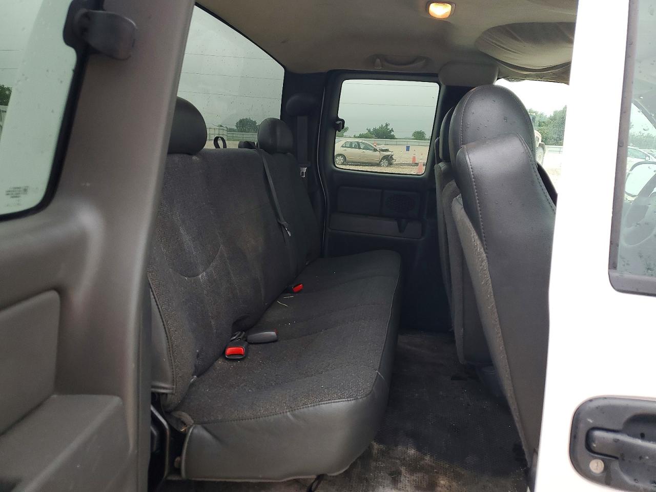 2006 CHEVROLET SILVERADO C1500 photo 19