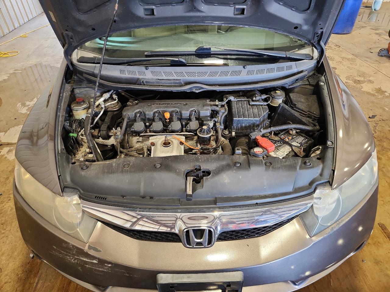 2010 HONDA CIVIC LX photo 11