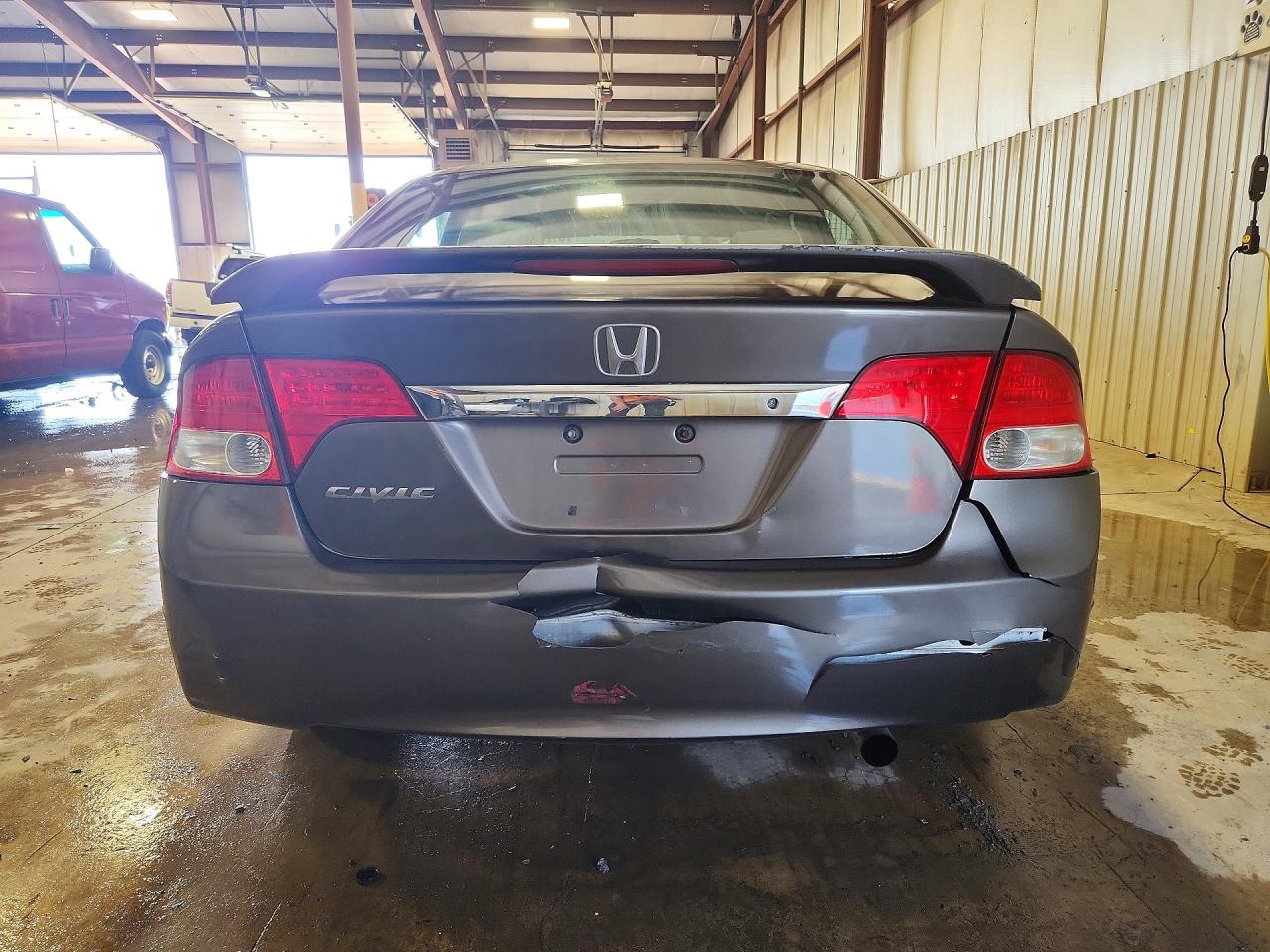 2010 HONDA CIVIC LX photo 6