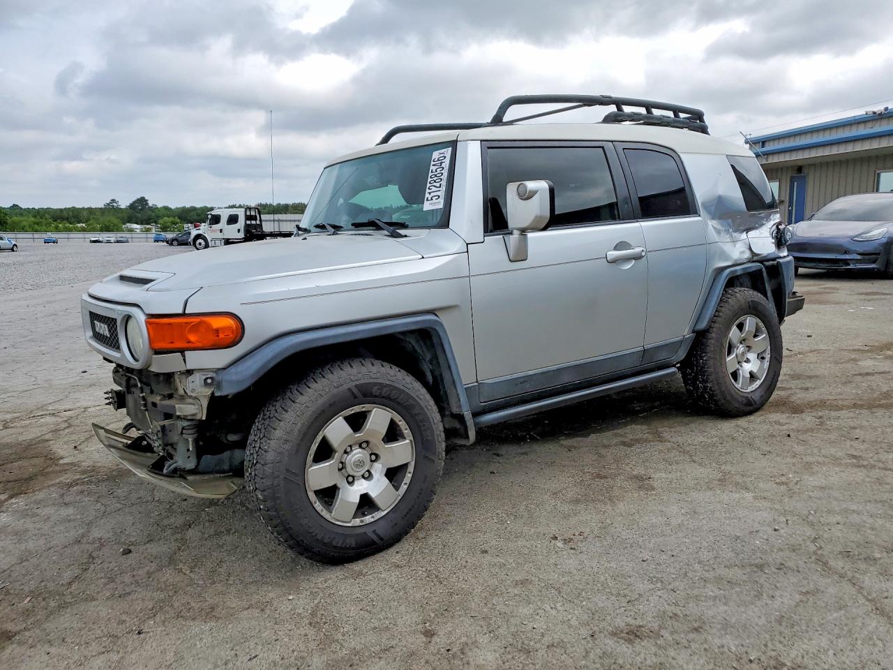 2007 TOYOTA FJ CRUISER