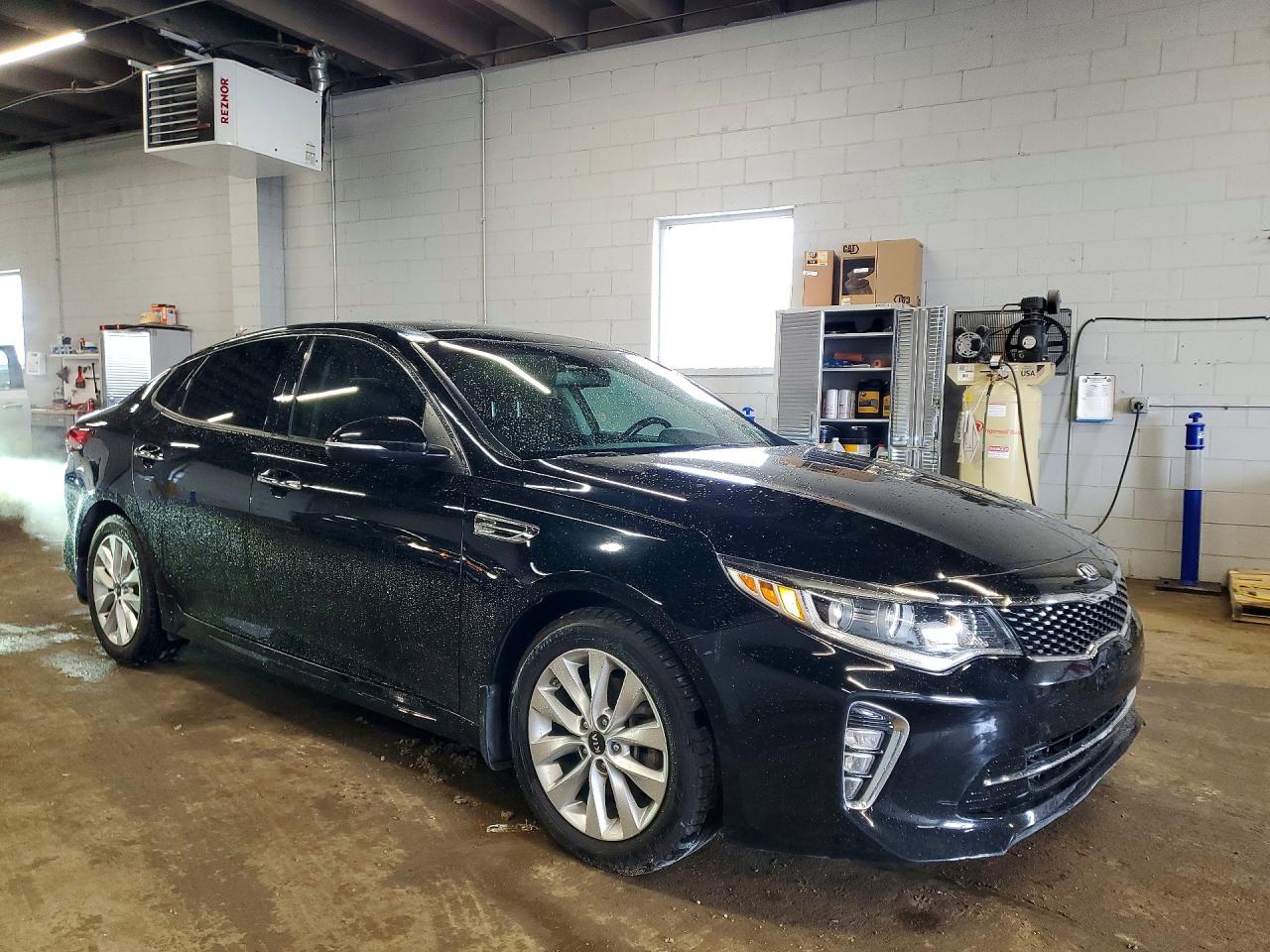 2018 KIA OPTIMA S photo 7