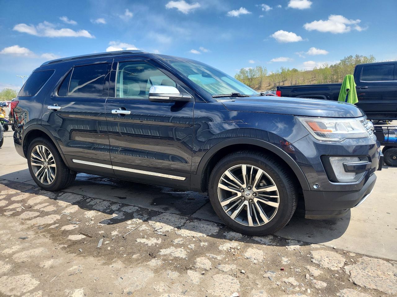2017 FORD EXPLORER PLATINUM photo 10