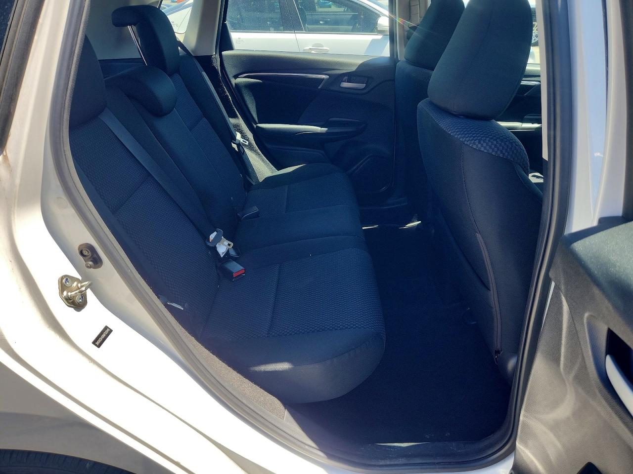 2019 HONDA FIT LX photo 21