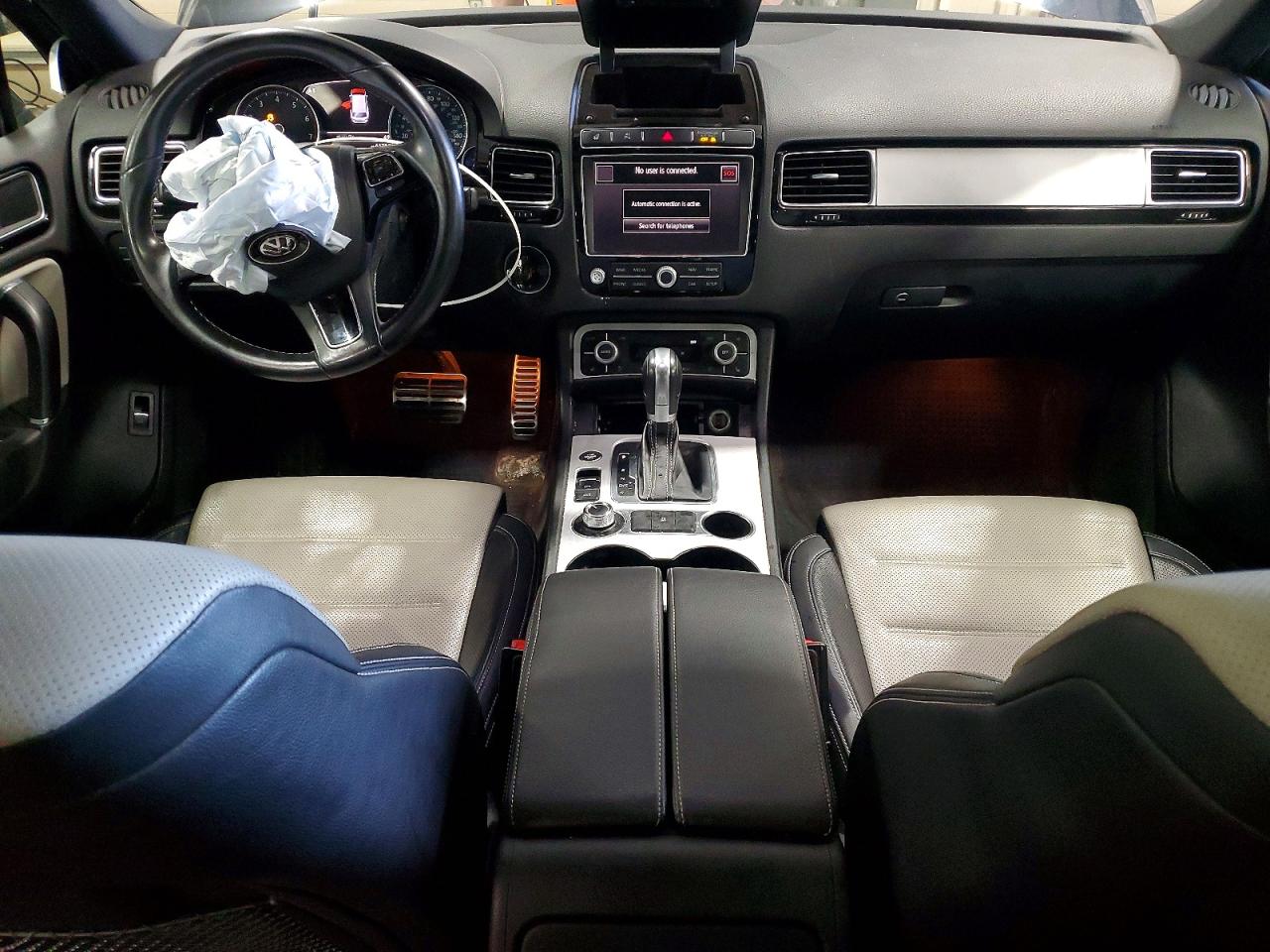 2017 VOLKSWAGEN TOUAREG WOLFSBURG photo 8