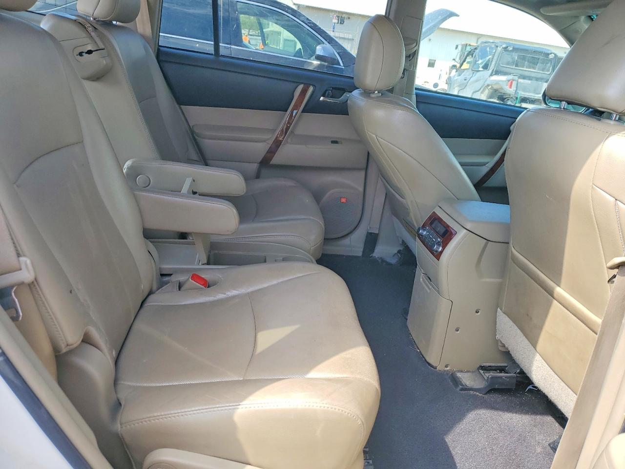 2012 TOYOTA HIGHLANDER LIMITED photo 21