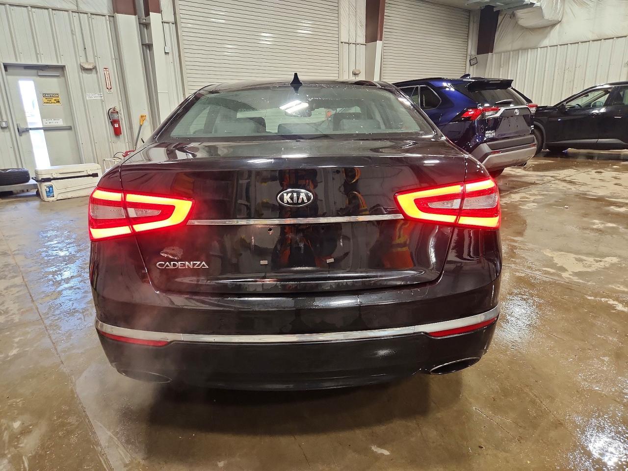2014 KIA CADENZA PREMIUM photo 16