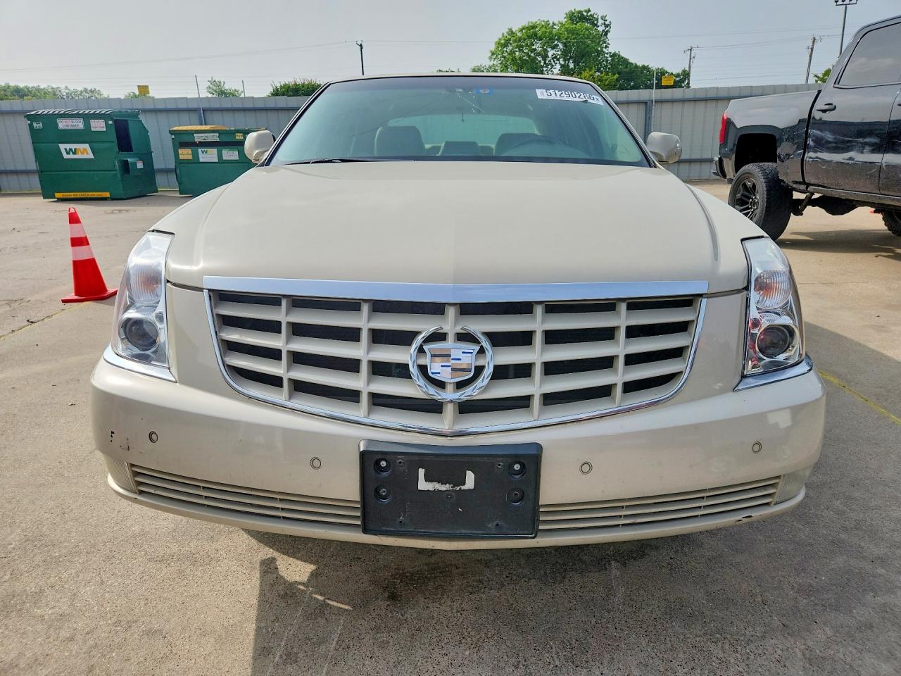 2011 CADILLAC DTS PREMIUM COLLECTION photo 13
