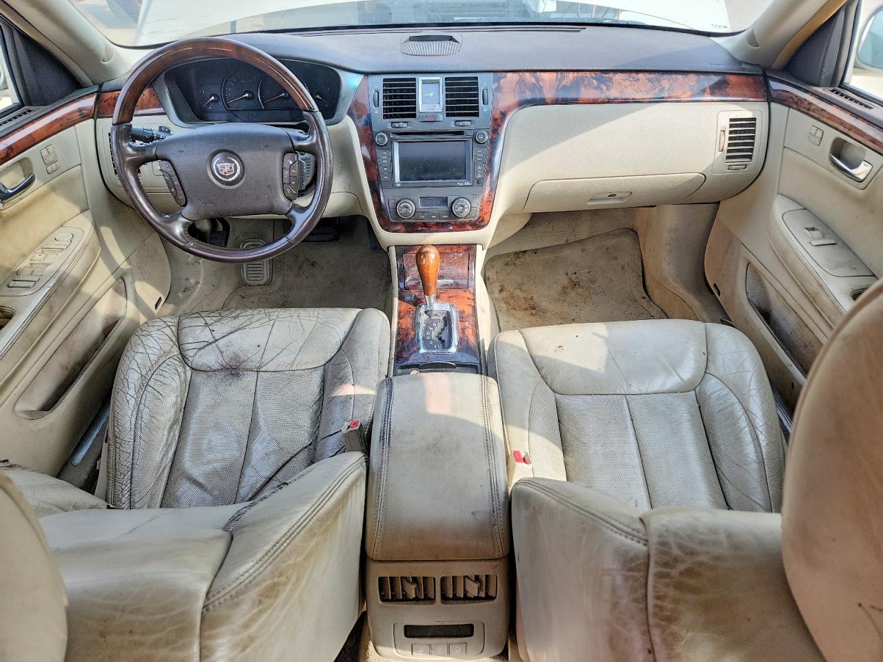 2011 CADILLAC DTS PREMIUM COLLECTION photo 22