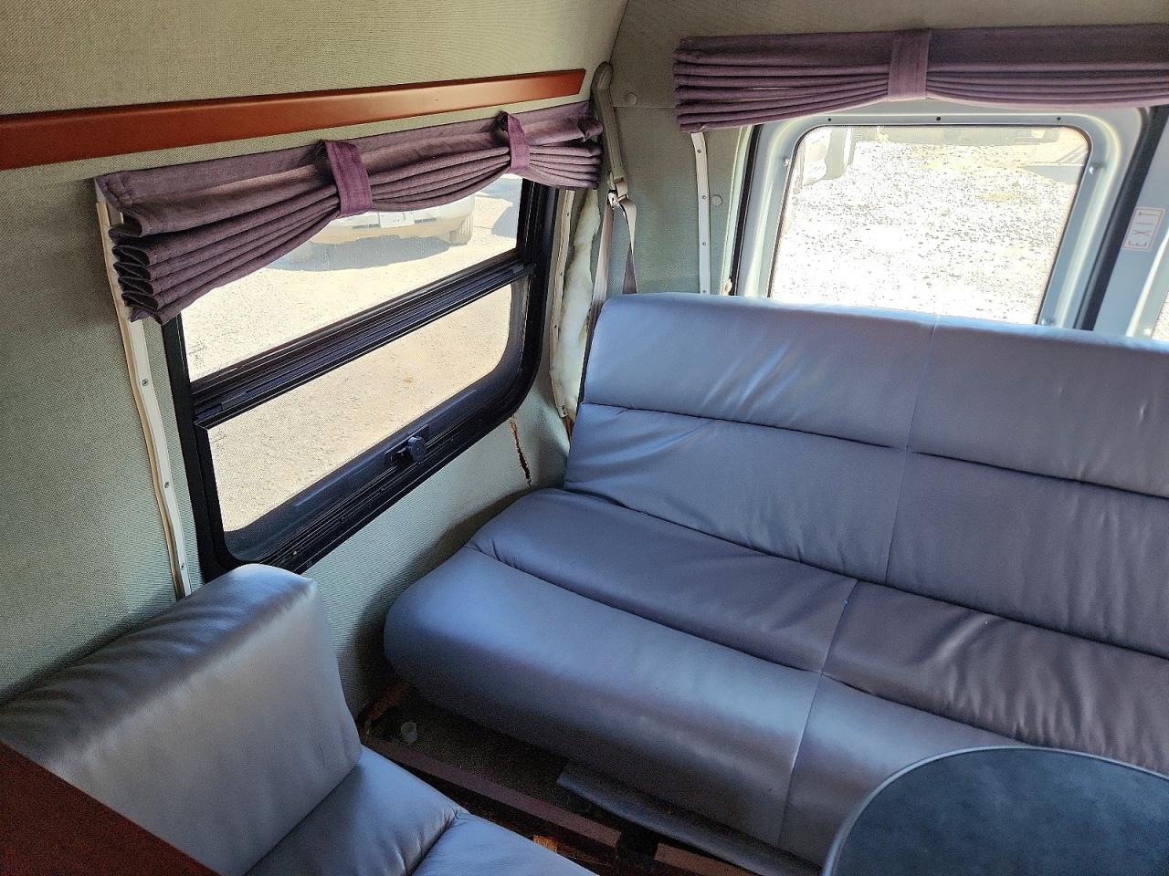 2008 FORD ECONOLINE photo 11