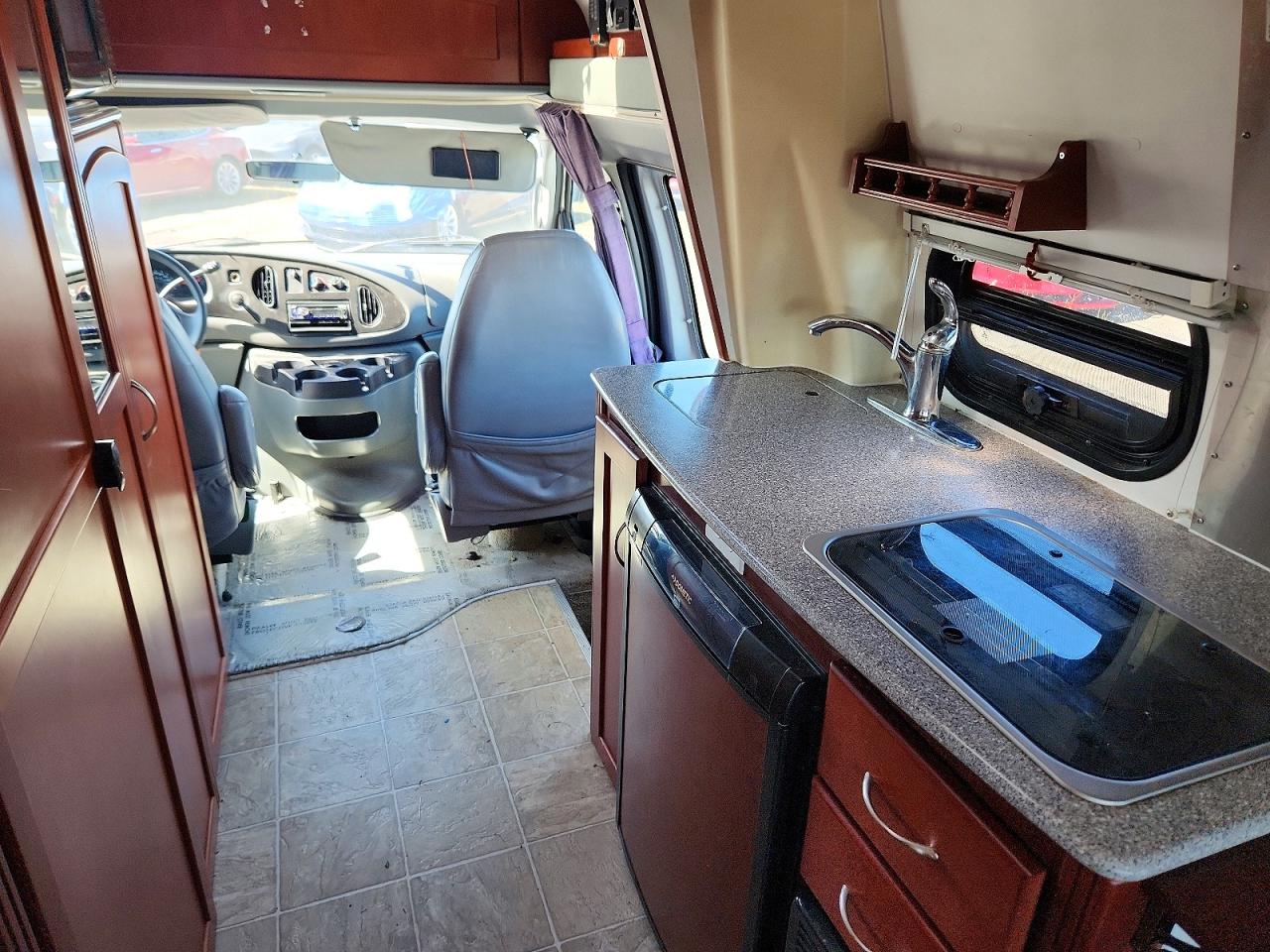 2008 FORD ECONOLINE photo 9