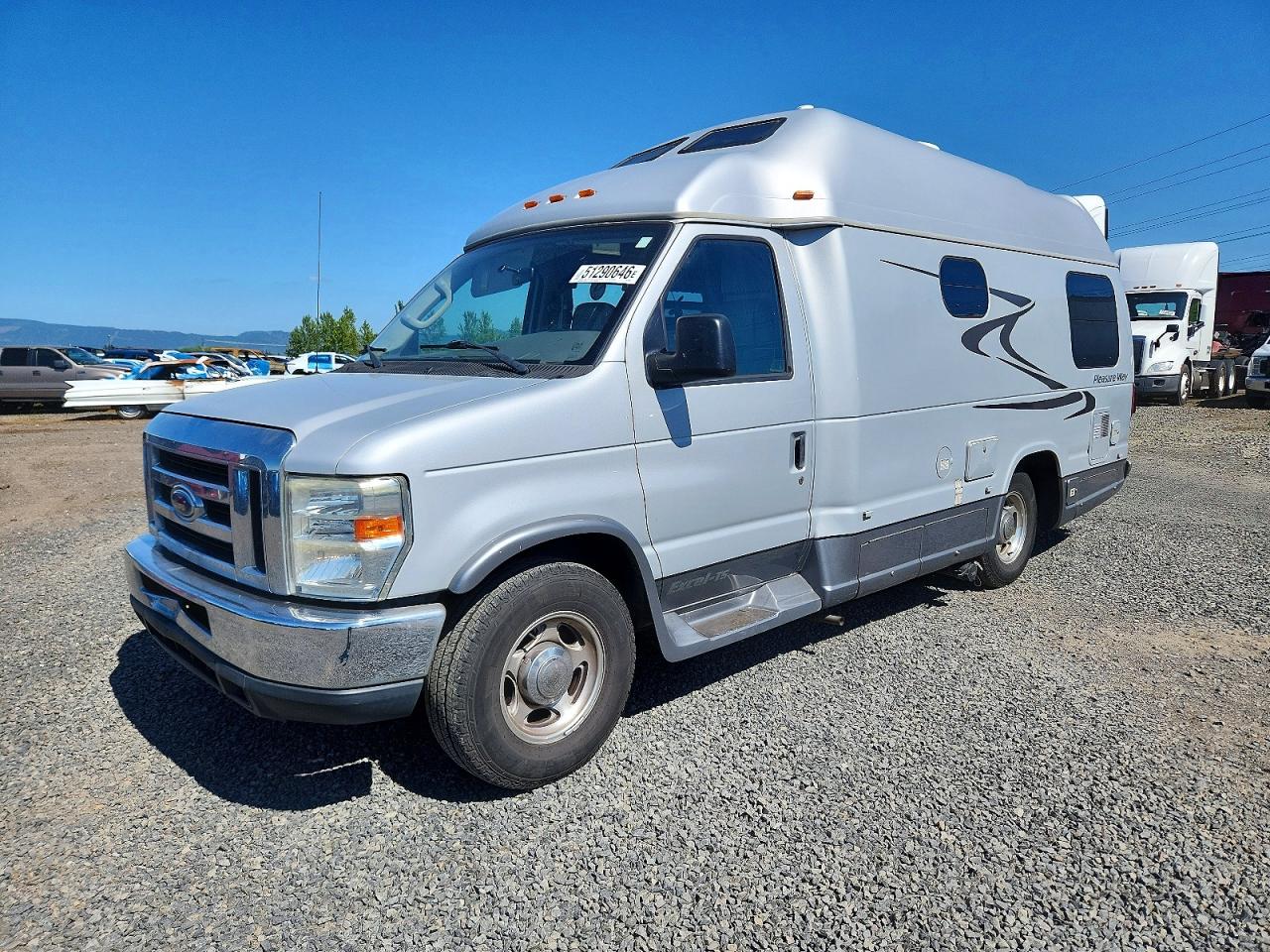 2008 FORD ECONOLINE photo 3